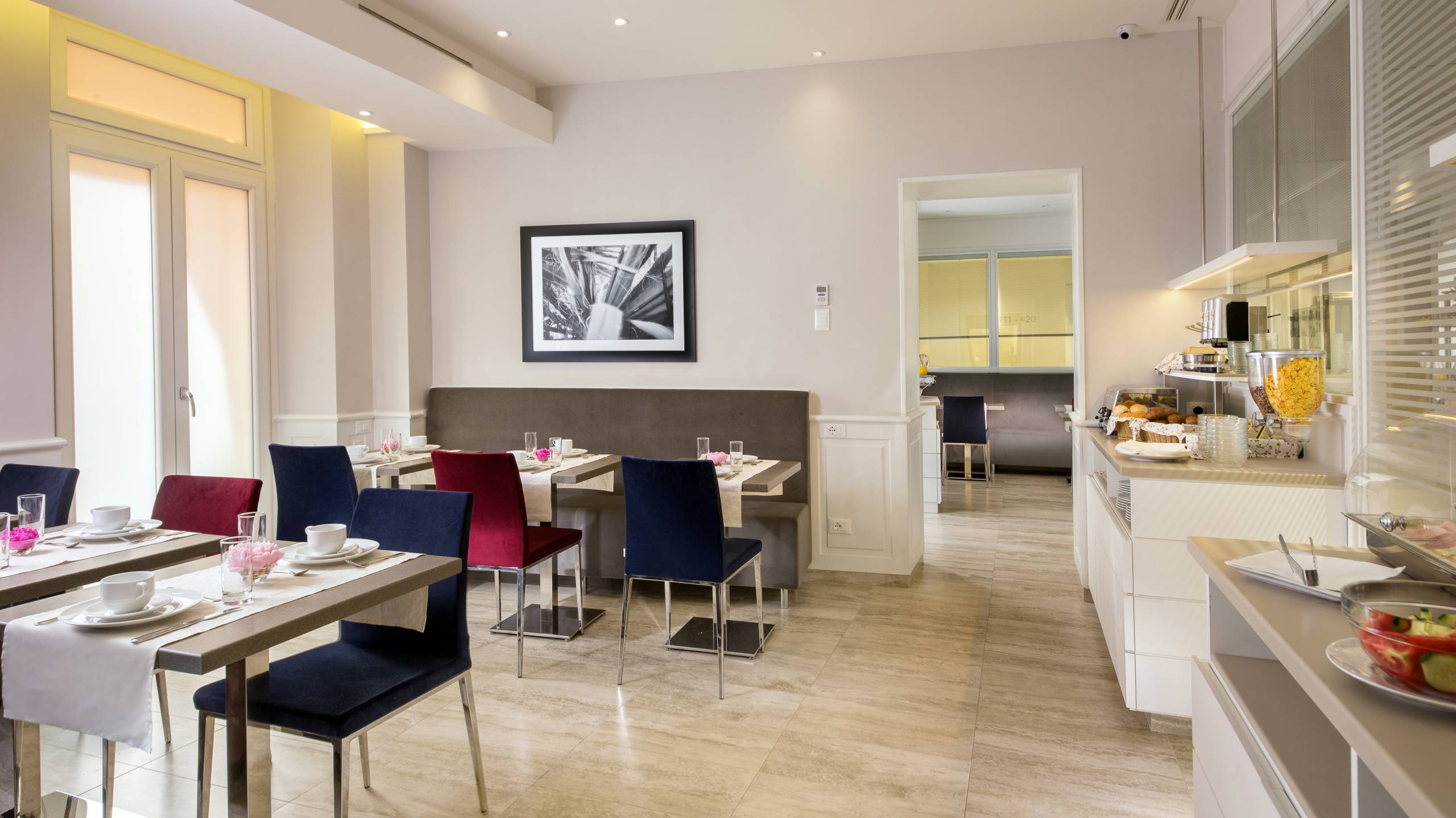 princeps-boutique-hotel-roma-servicios-sala-desayuno-47