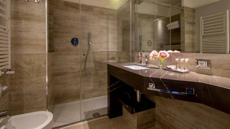 princeps-boutique-hotel-roma-Bad-mit-Dusche-20