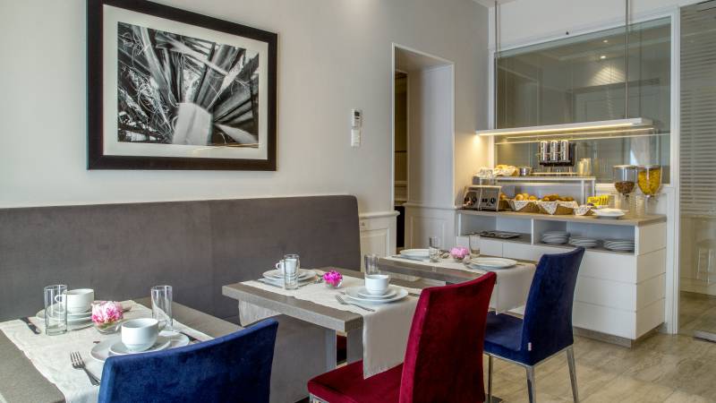 princeps-boutique-hotel-roma-servizi-sala-colazione-46