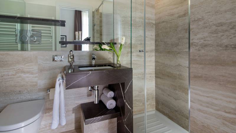 princeps-boutique-hotel-rome-bathroom-5